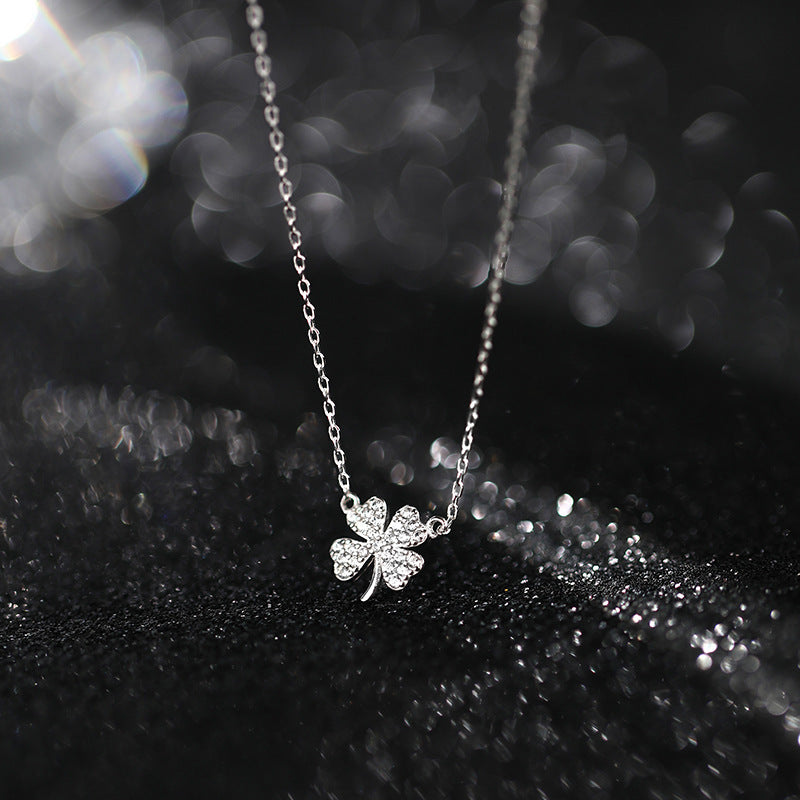 Women's Fashion Sterling Silver Clover Necklace